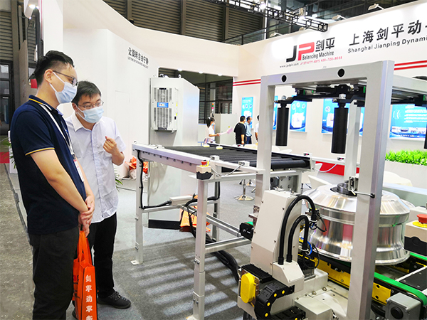 上海劍平參展國(guó)際車輪展